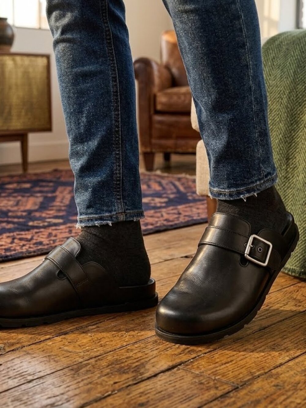 Coach Men's Buckle Clog in Smooth Leather - Size 10 - Style CCN21 -